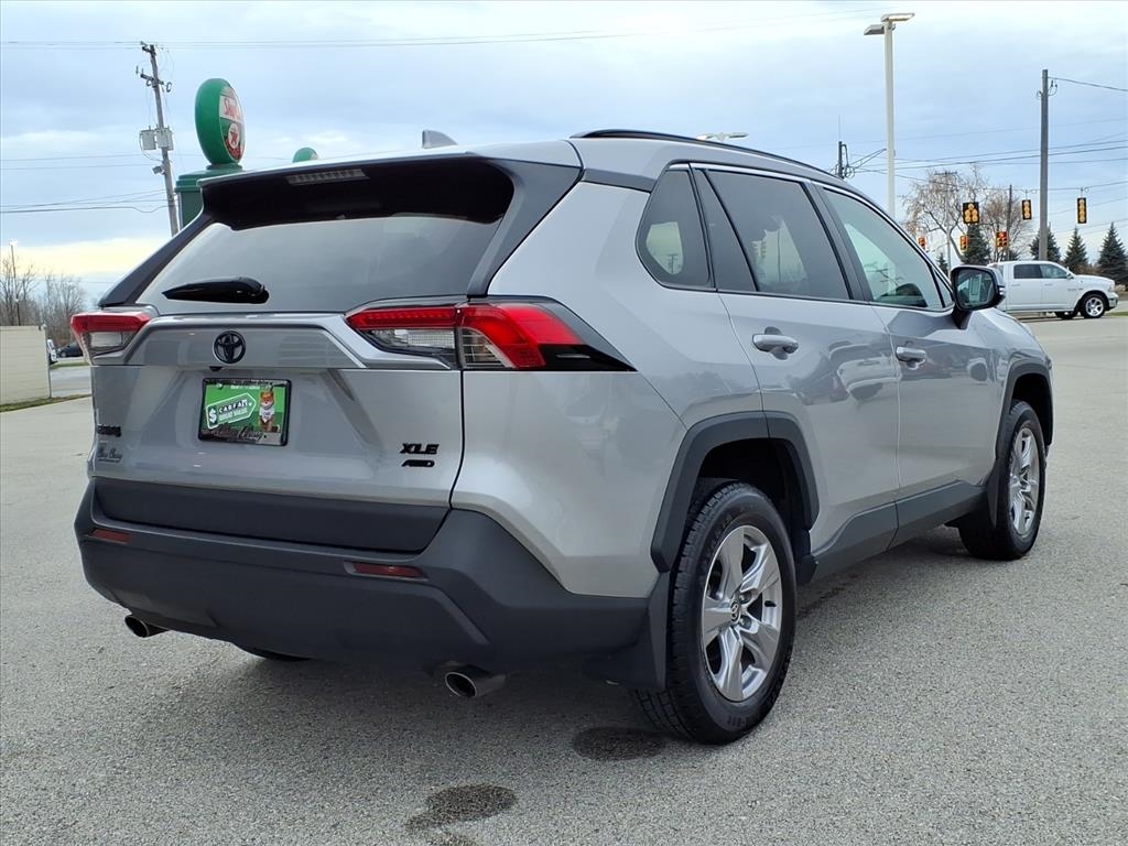 Toyota RAV4 XLE AWD (Natl) 2022