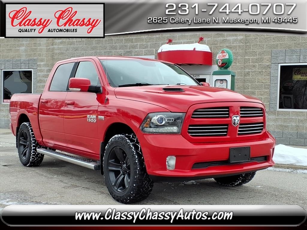 2016 RAM 1500 4WD Crew Cab 140.5" Sport