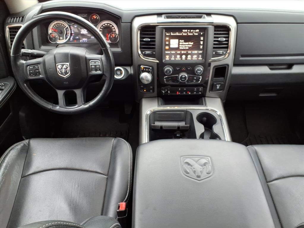 RAM 1500 4WD Crew Cab 140.5" Sport 2016