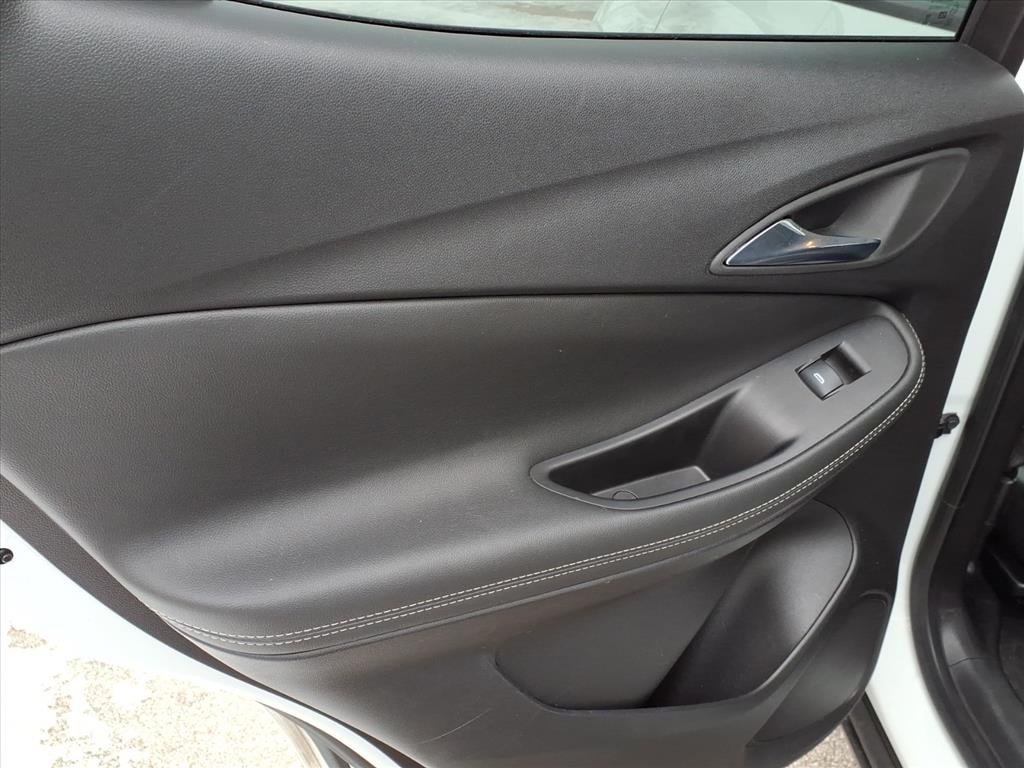 Buick Encore GX FWD 4dr Select 2023