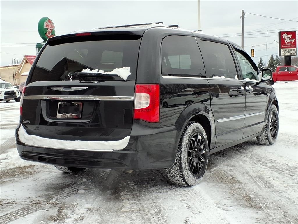 Chrysler Town & Country 4dr Wgn Touring 2016