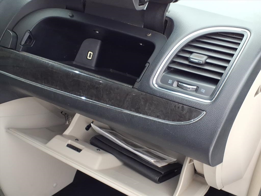 Chrysler Town & Country 4dr Wgn Touring 2016