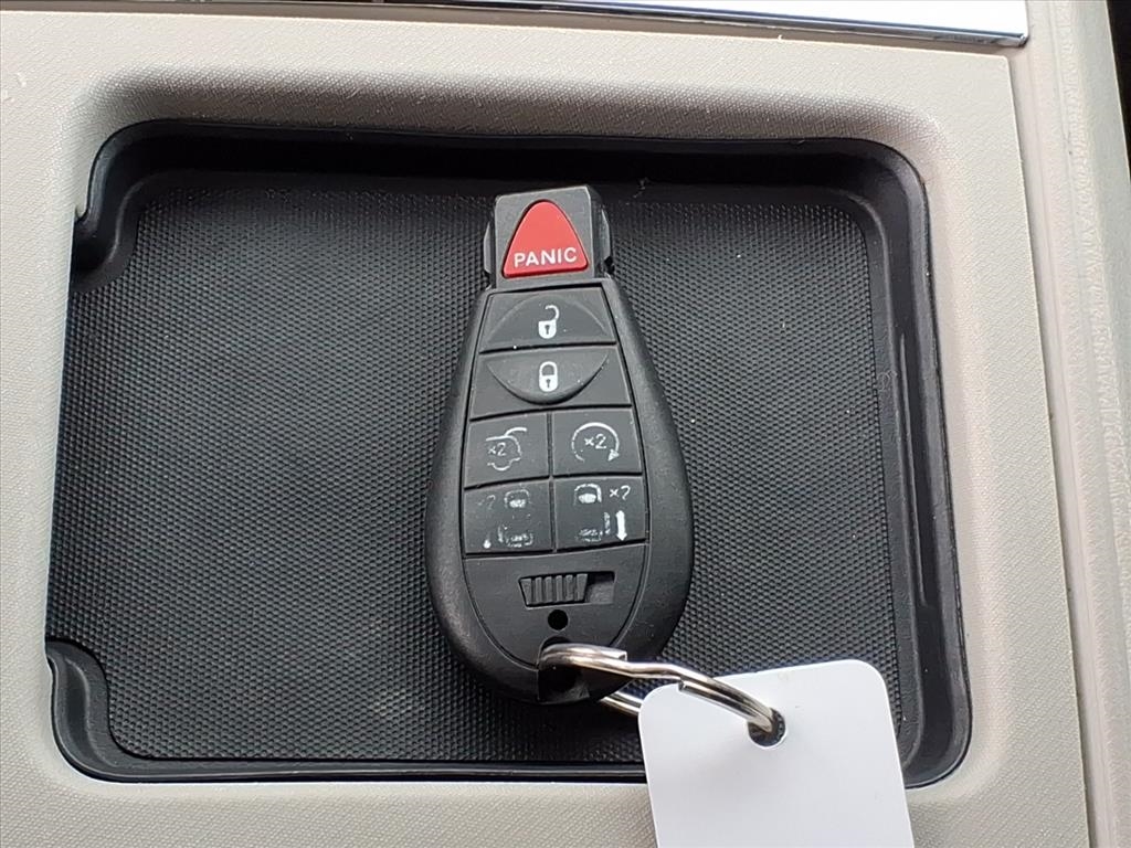 Chrysler Town & Country 4dr Wgn Touring 2016