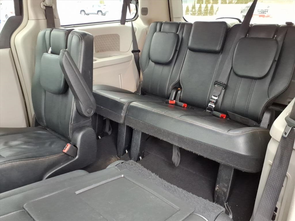 Chrysler Town & Country 4dr Wgn Touring 2016