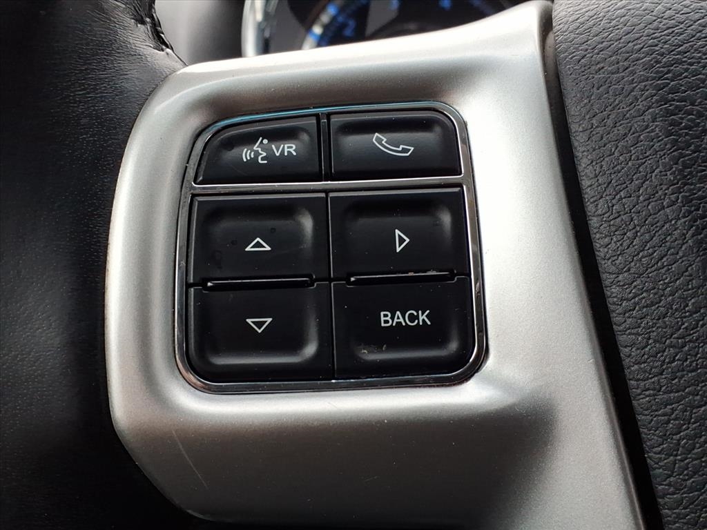 Chrysler Town & Country 4dr Wgn Touring 2016