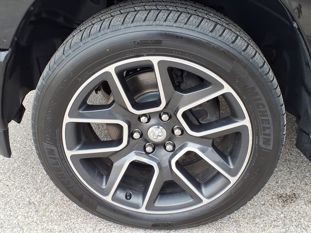 RAM 1500 Sport 4x4 Crew Cab 6'4" Box 2019