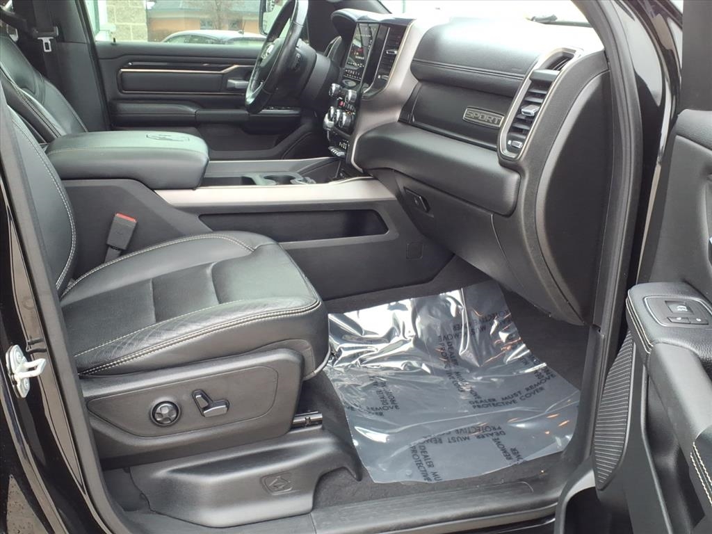 RAM 1500 Sport 4x4 Crew Cab 6'4" Box 2019