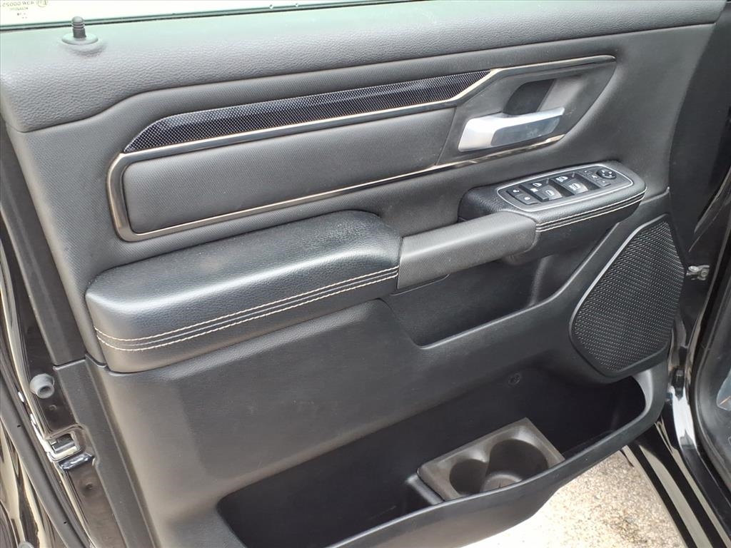 RAM 1500 Sport 4x4 Crew Cab 6'4" Box 2019