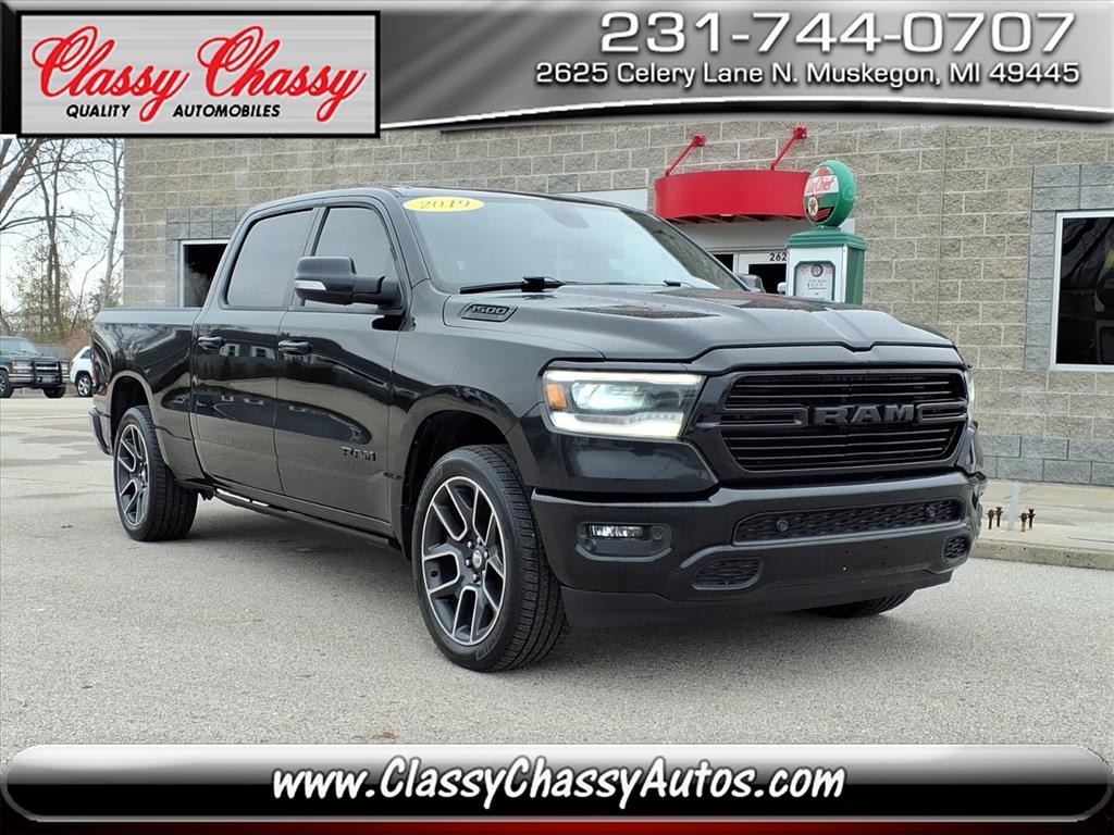 2019 RAM 1500 Sport 4x4 Crew Cab 6'4" Box