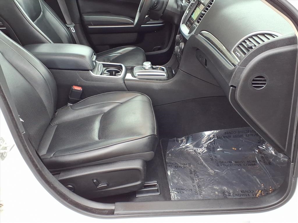 Chrysler 300 300 Touring L AWD 2023