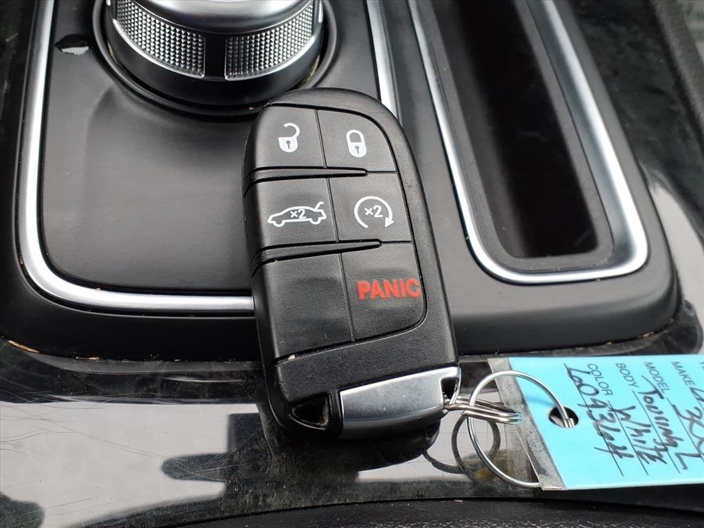 Chrysler 300 300 Touring L AWD 2023