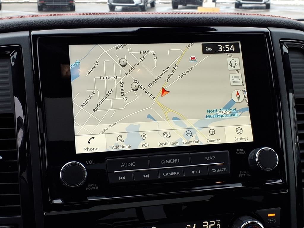 Nissan Titan 4x4 Crew Cab Platinum Reserve 2021