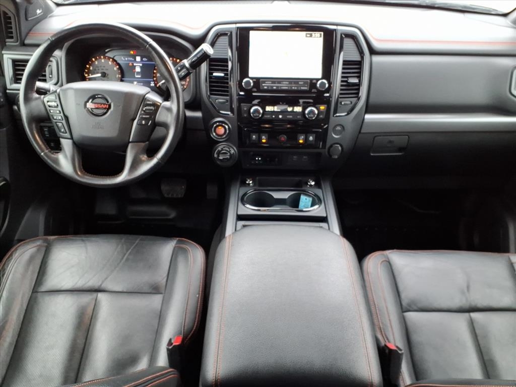 Nissan Titan 4x4 Crew Cab Platinum Reserve 2021
