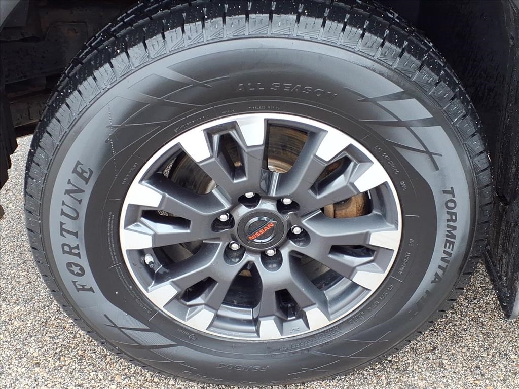 Nissan Titan 4x4 Crew Cab Platinum Reserve 2021