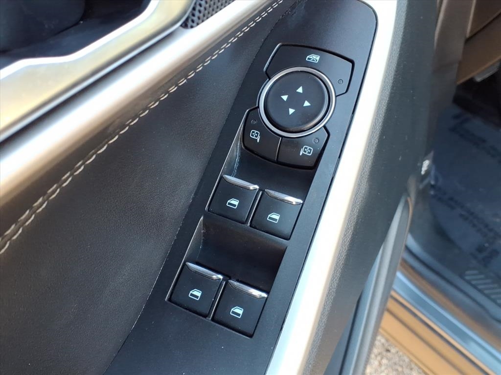 Ford Explorer XLT 4WD 2021