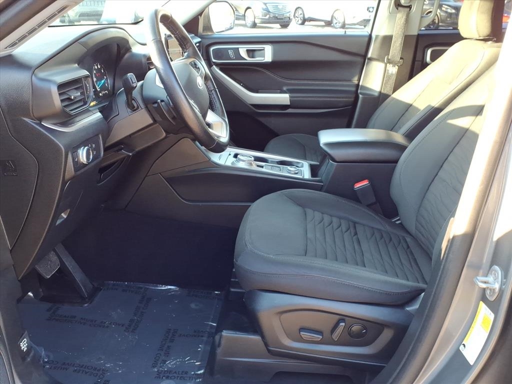 Ford Explorer XLT 4WD 2021