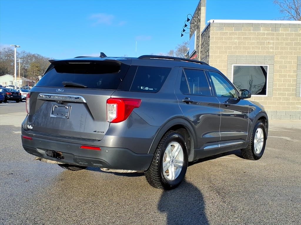 Ford Explorer XLT 4WD 2021
