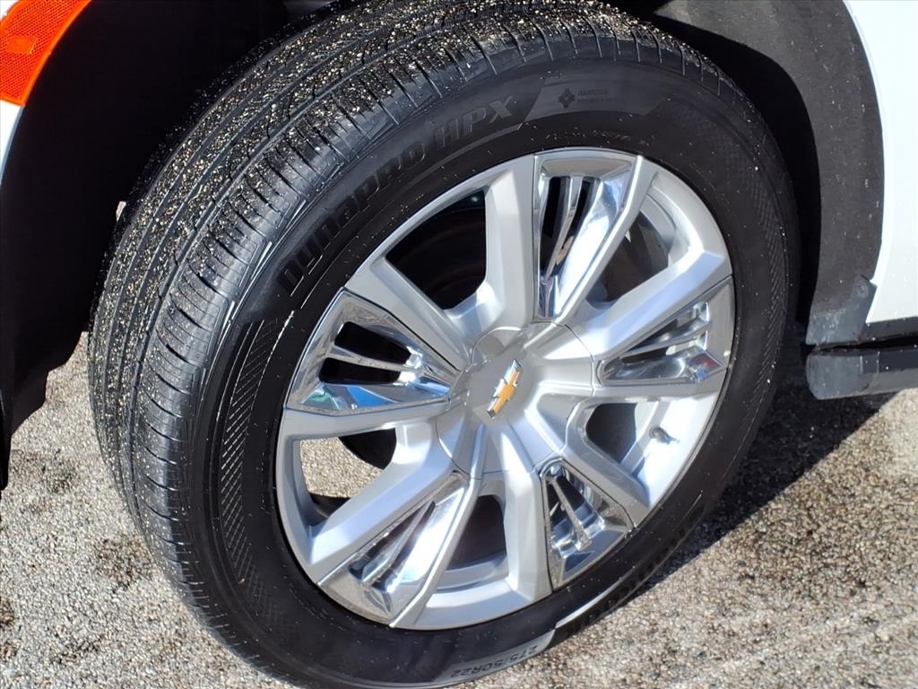 Chevrolet Suburban 4WD 4dr High Country 2021