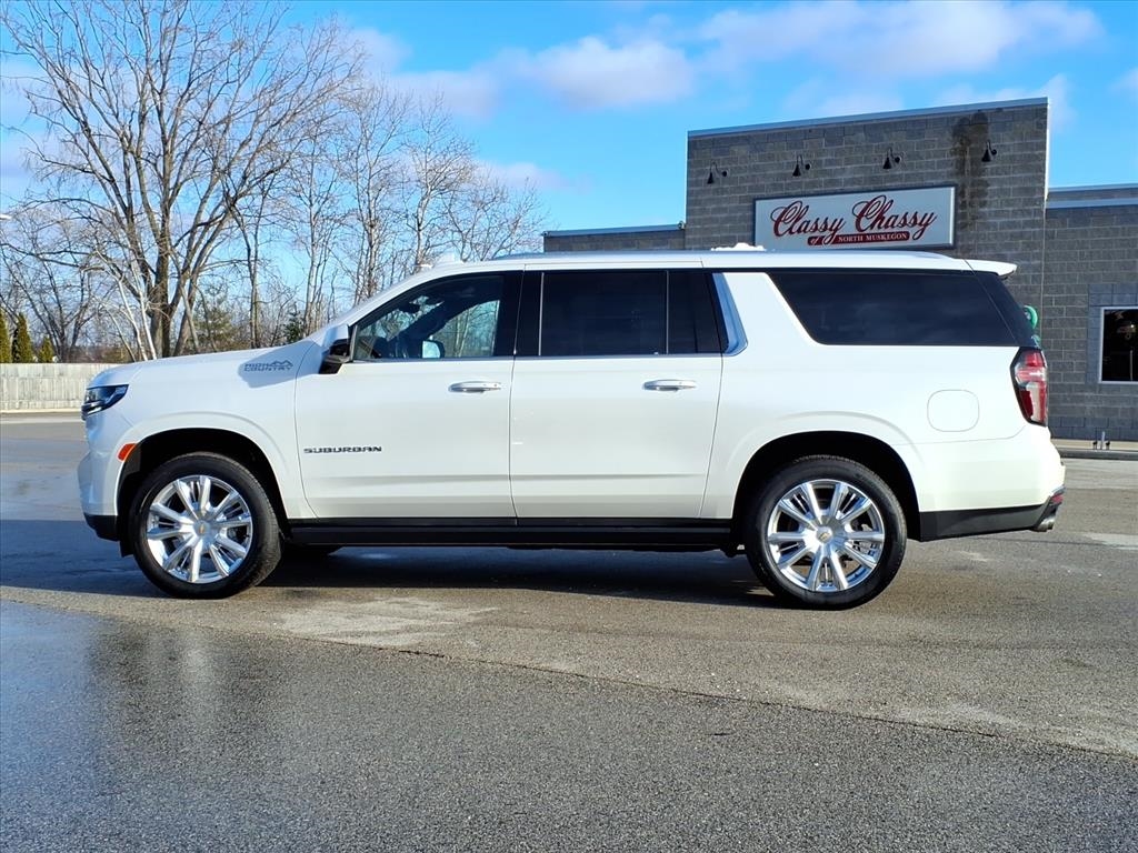 Chevrolet Suburban 4WD 4dr High Country 2021