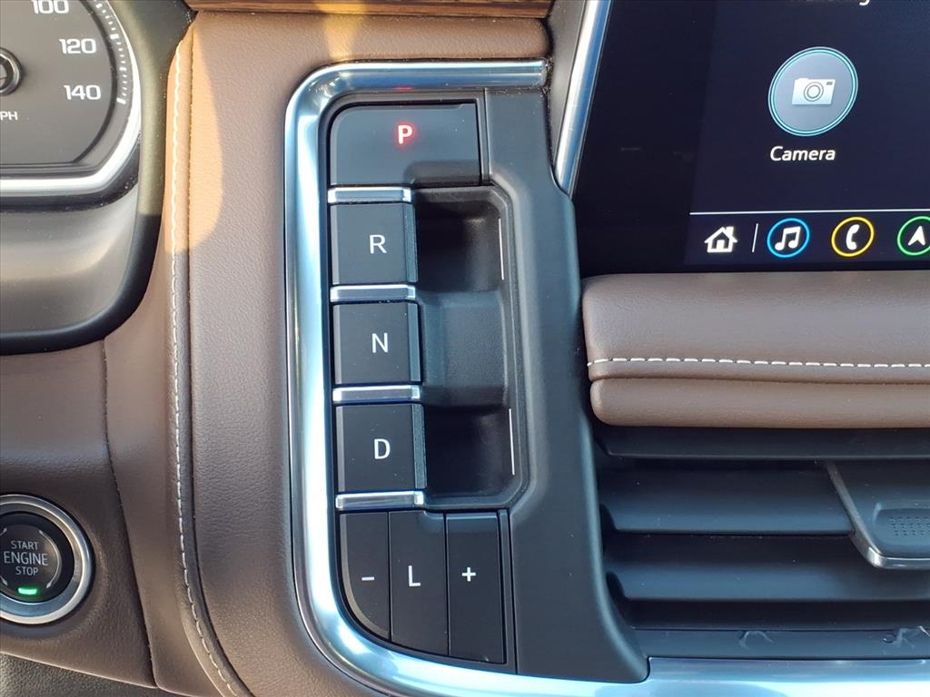 Chevrolet Suburban 4WD 4dr High Country 2021