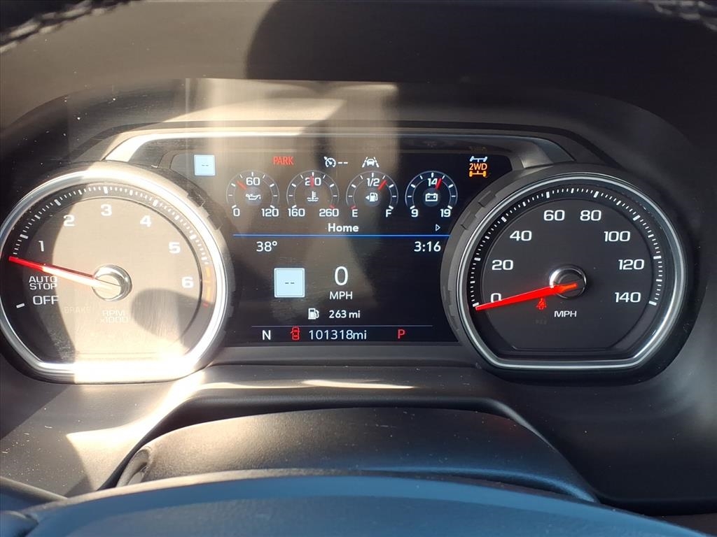 Chevrolet Suburban 4WD 4dr High Country 2021