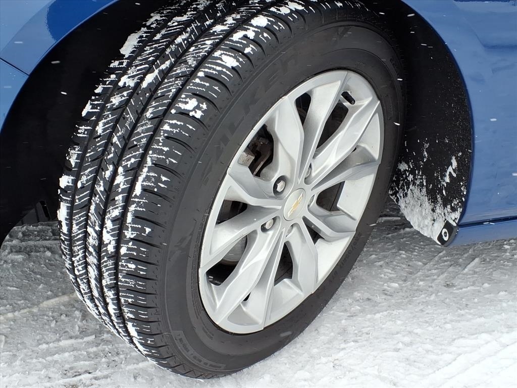 Chevrolet Malibu 4dr Sdn 1LT 2023