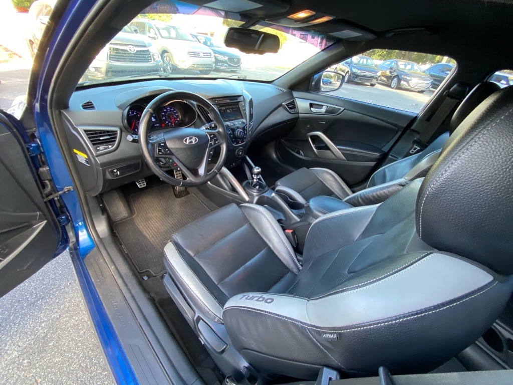 2016 Hyundai Veloster Turbo R-Spec Rally Edition photo 29