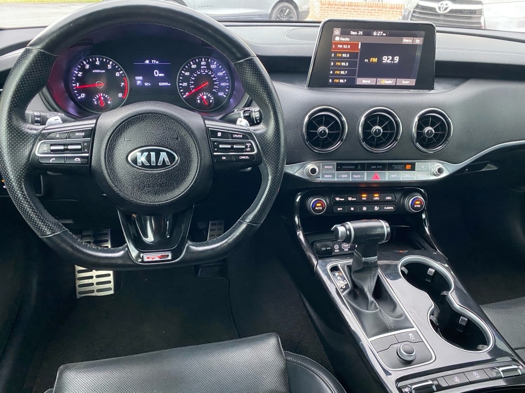 2020 Kia Stinger GT-Line photo 16