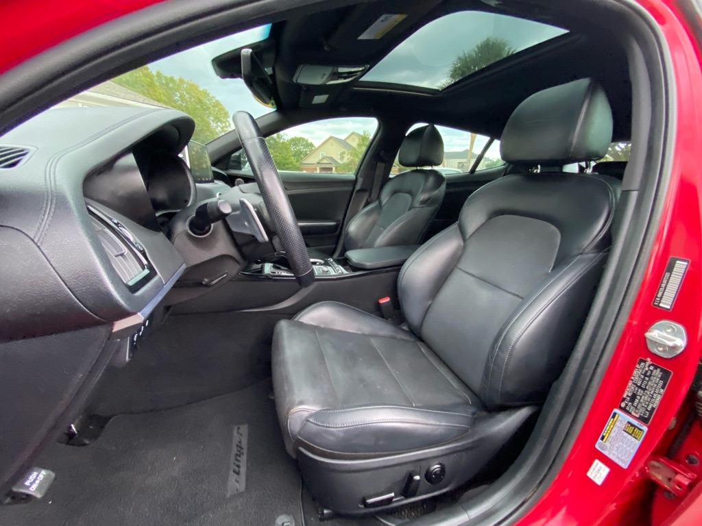 2020 Kia Stinger GT-Line photo 28