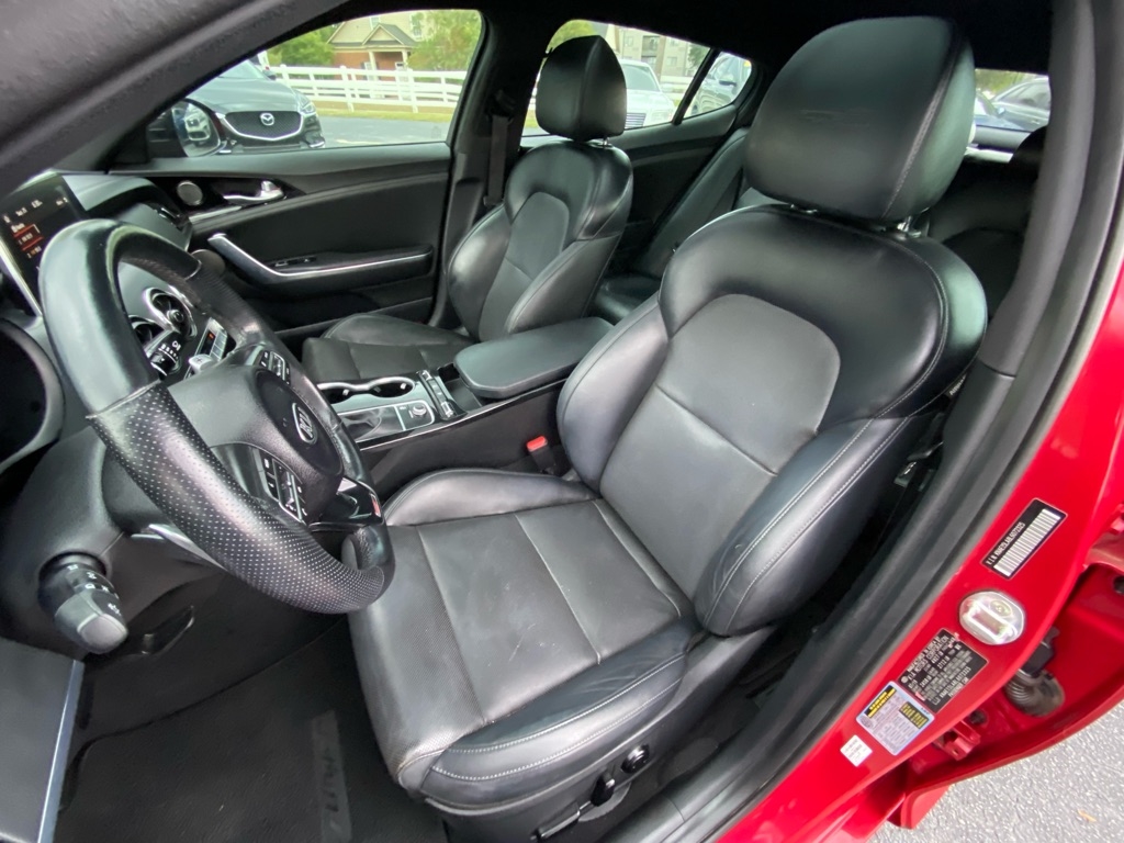 2020 Kia Stinger GT-Line photo 31