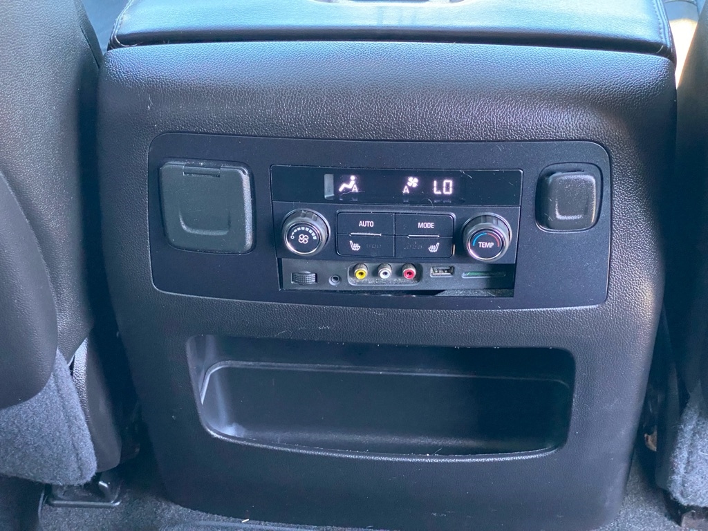 Chevrolet Tahoe  2016