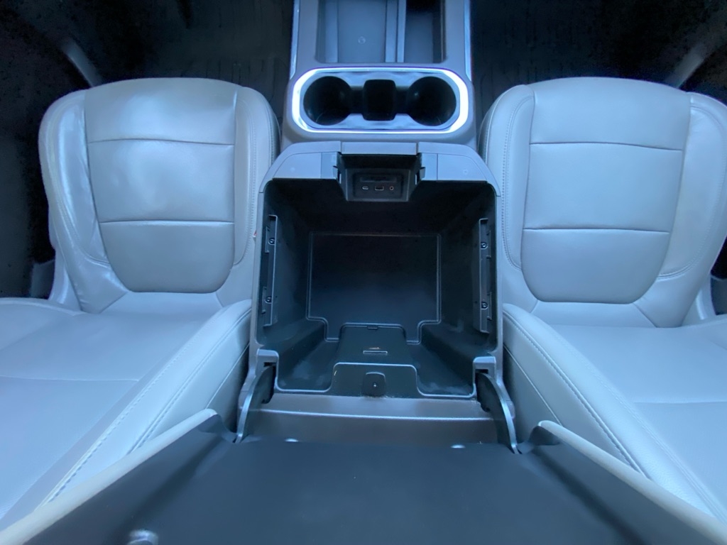 GMC Sierra 1500 SLT Crew Cab 4WD 2019 GMC Sierra 1500 SLT Crew Cab 4WD 2019