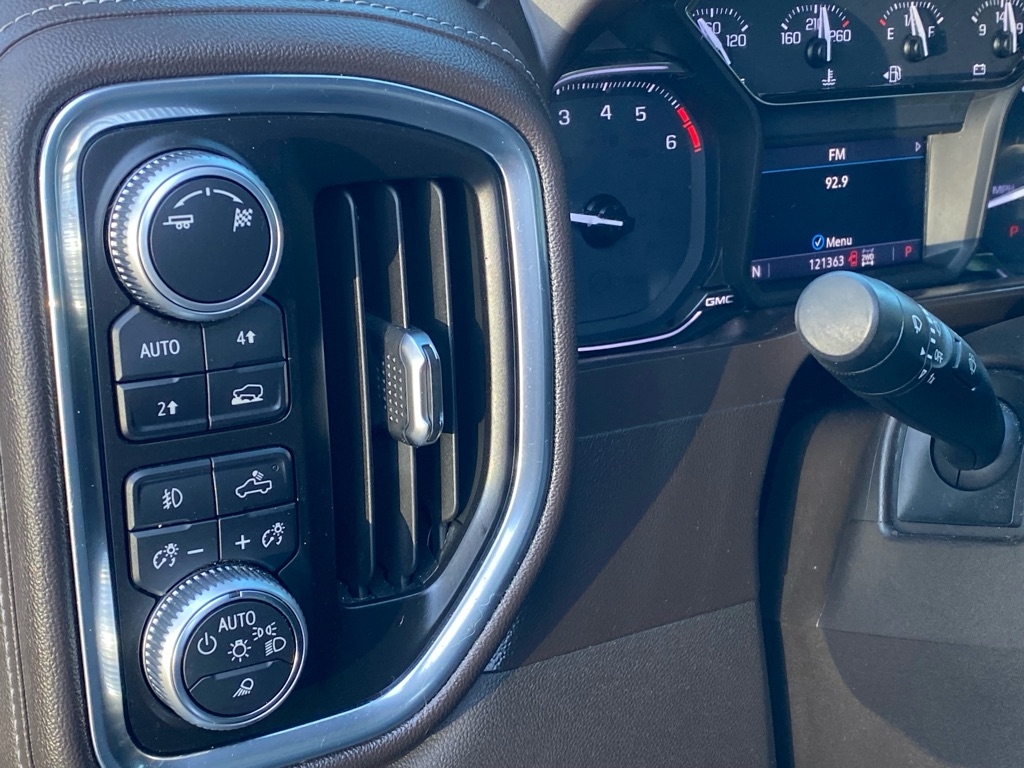 GMC Sierra 1500 SLT Crew Cab 4WD 2019 GMC Sierra 1500 SLT Crew Cab 4WD 2019