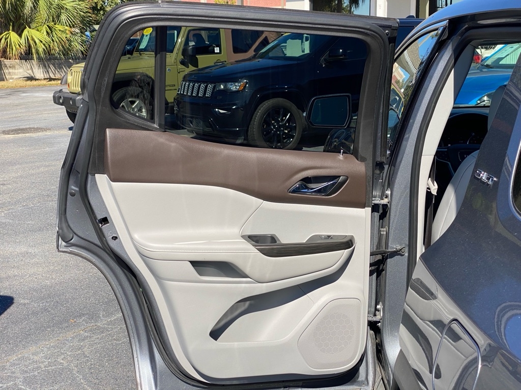 GMC Acadia  2021 GMC Acadia  2021