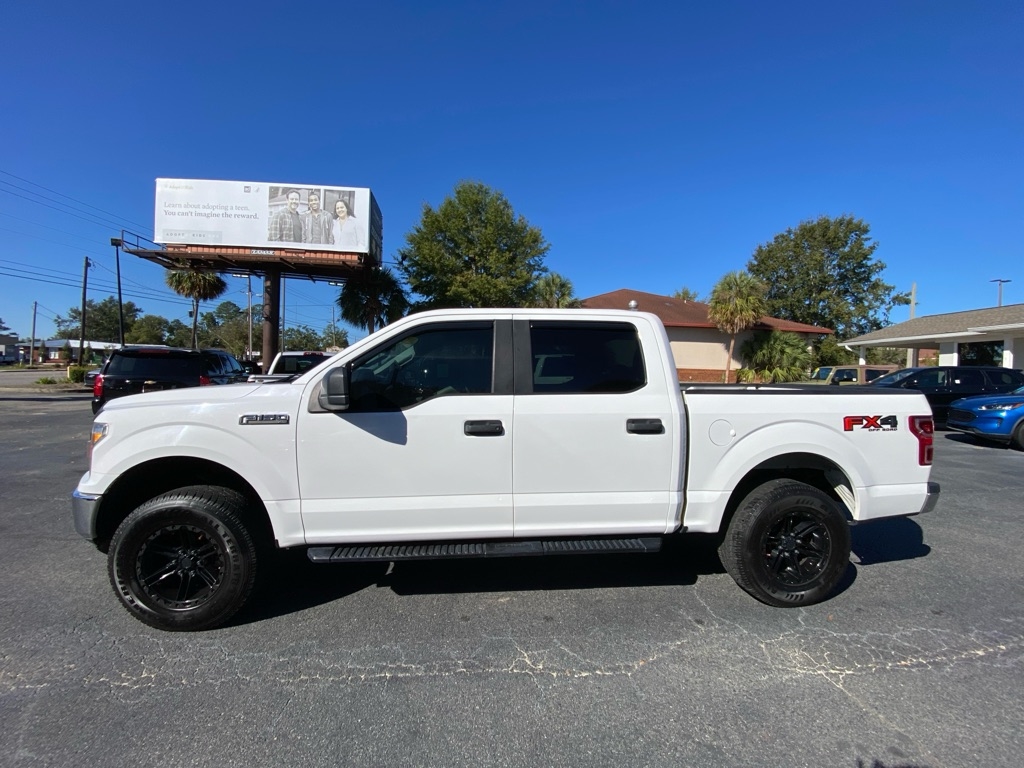 Ford F-150 FX4 SuperCrew 4x4 2019 Ford F-150 FX4 SuperCrew 4x4 2019