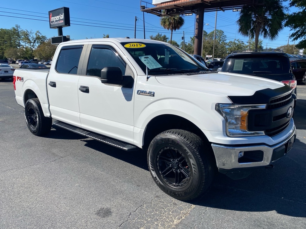 Ford F-150 FX4 SuperCrew 4x4 2019 Ford F-150 FX4 SuperCrew 4x4 2019
