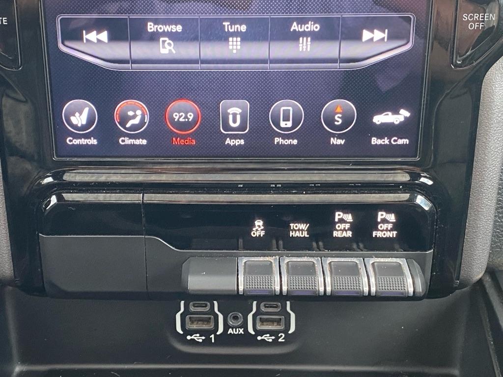 RAM 1500 Rebel Crew Cab 4WD 2021