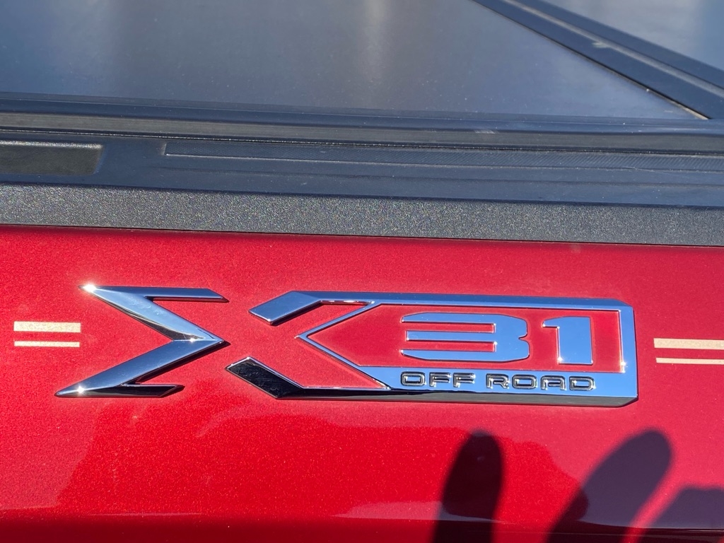 GMC Sierra 1500 SLT Crew Cab 4WD 2019