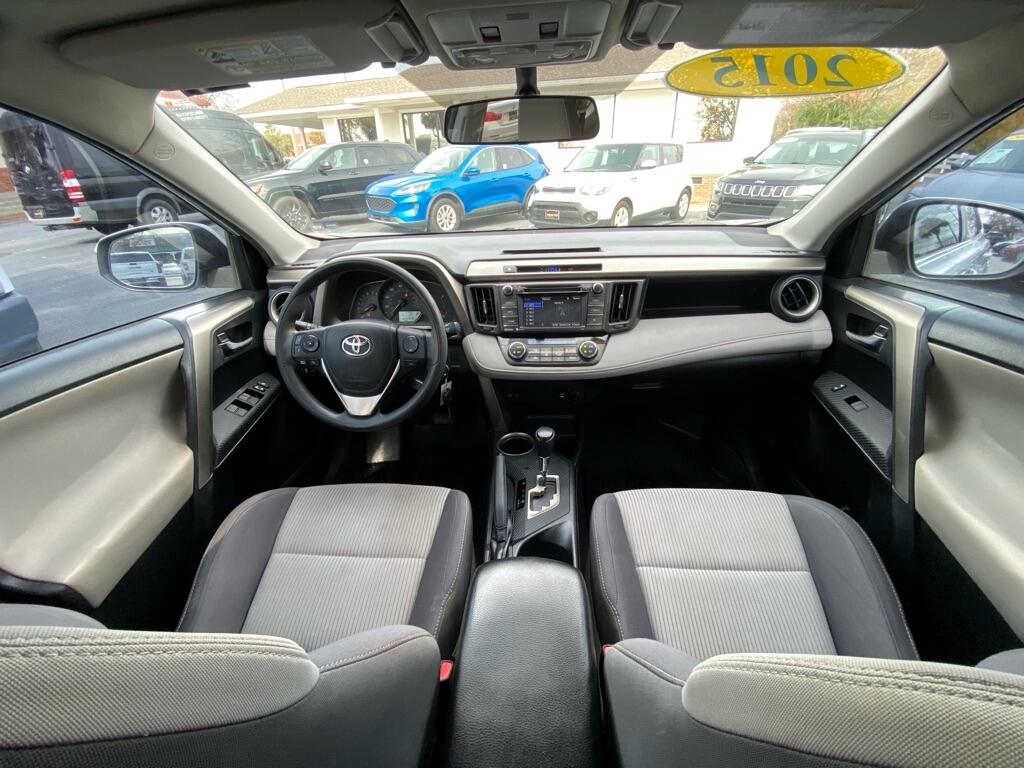 Toyota RAV4  2015