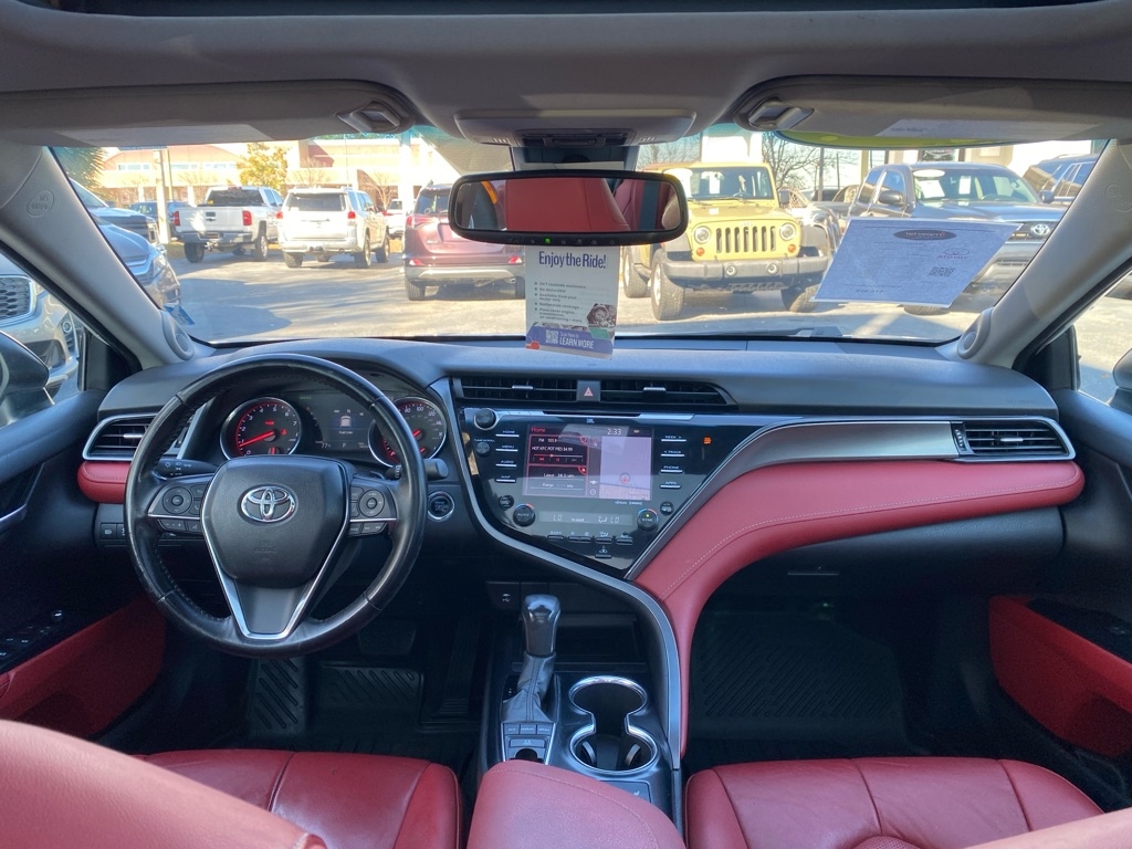 Toyota Camry  2019