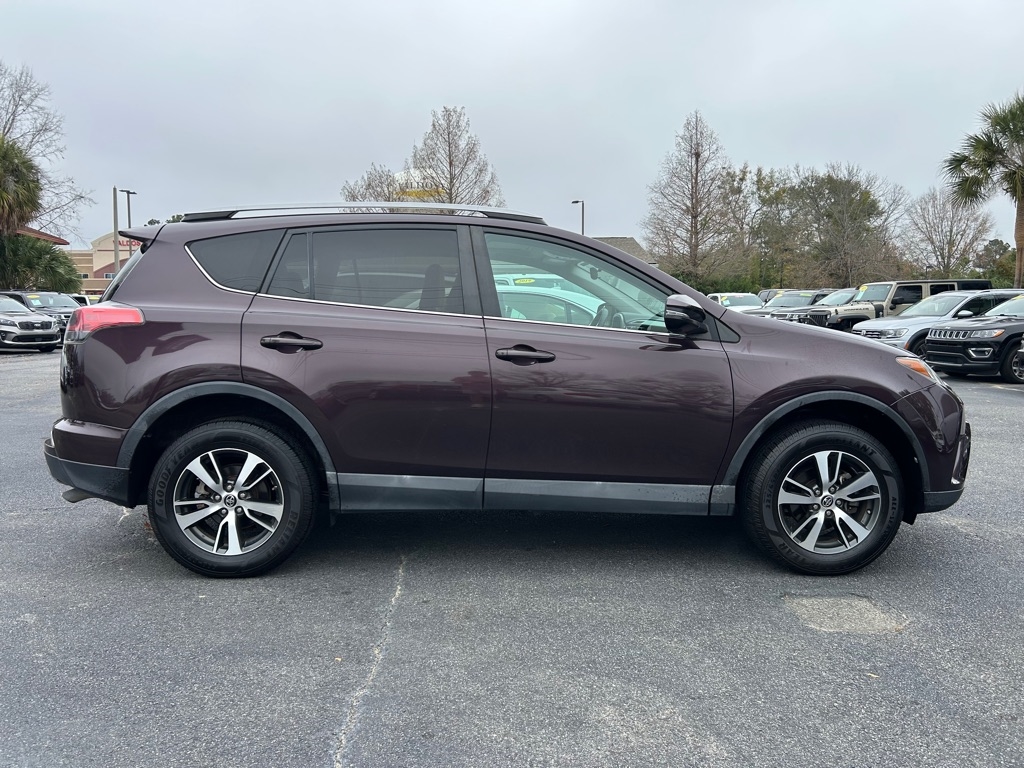 Toyota RAV4  2017