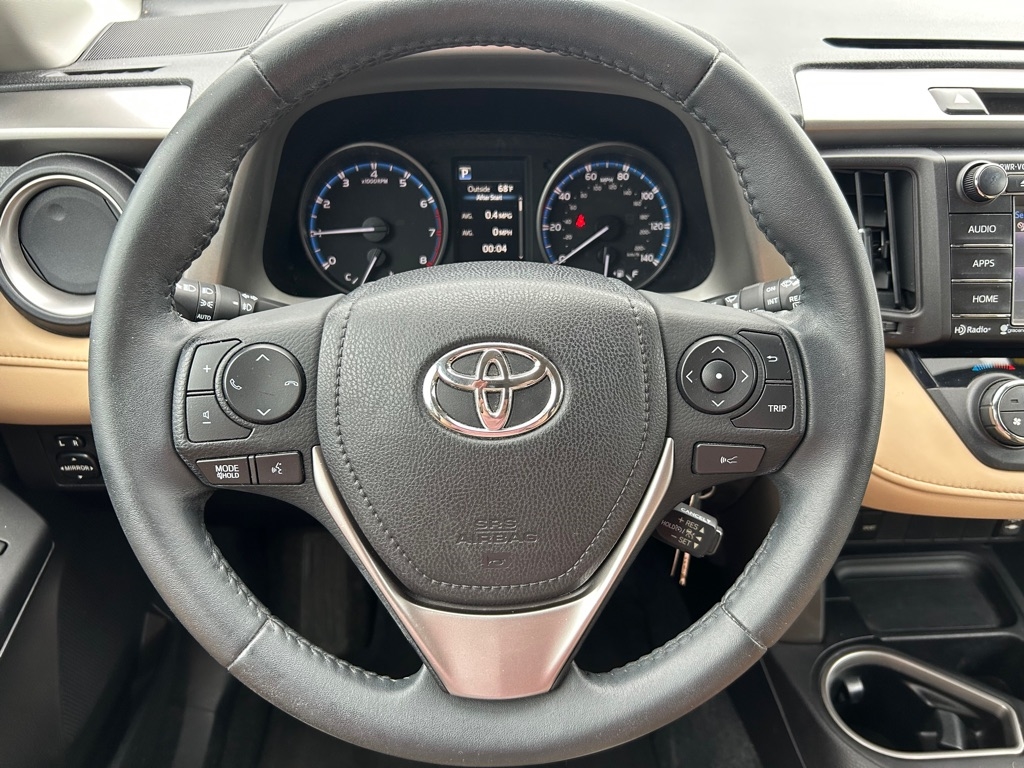 Toyota RAV4  2017