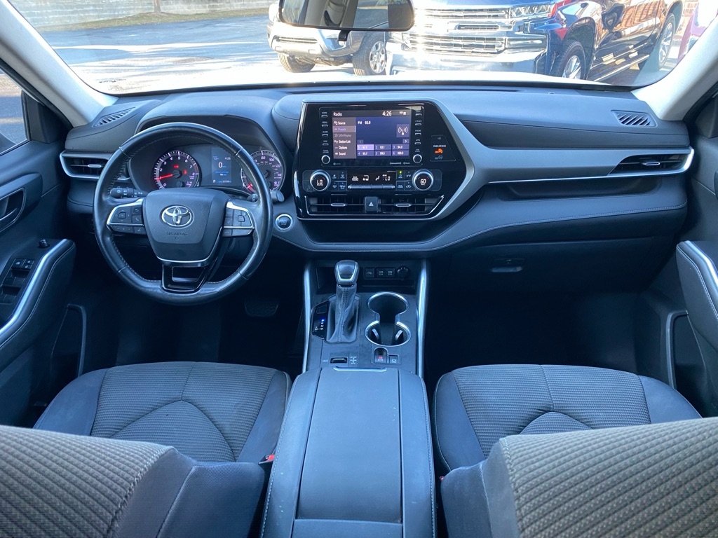 Toyota Highlander LE 2020