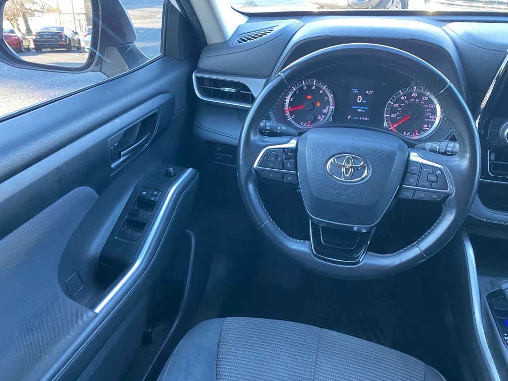 Toyota Highlander LE 2020