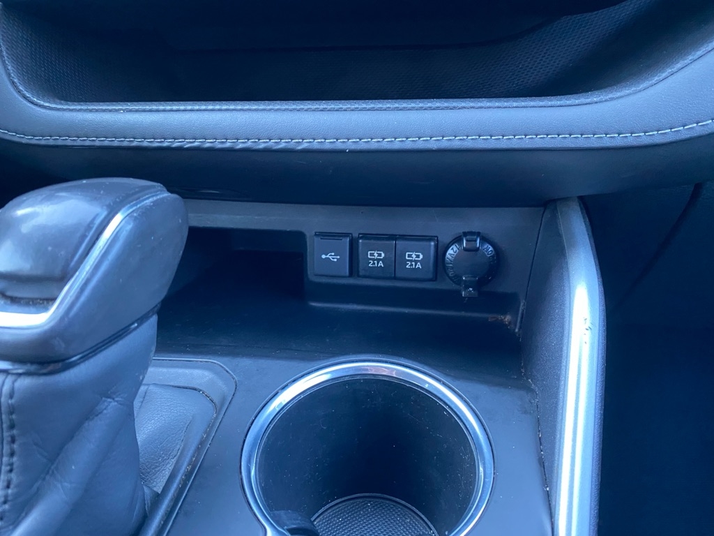 Toyota Highlander LE 2020