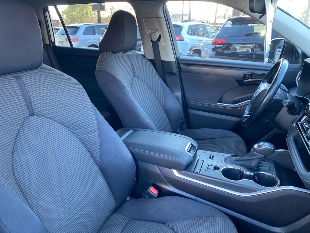 Toyota Highlander LE 2020