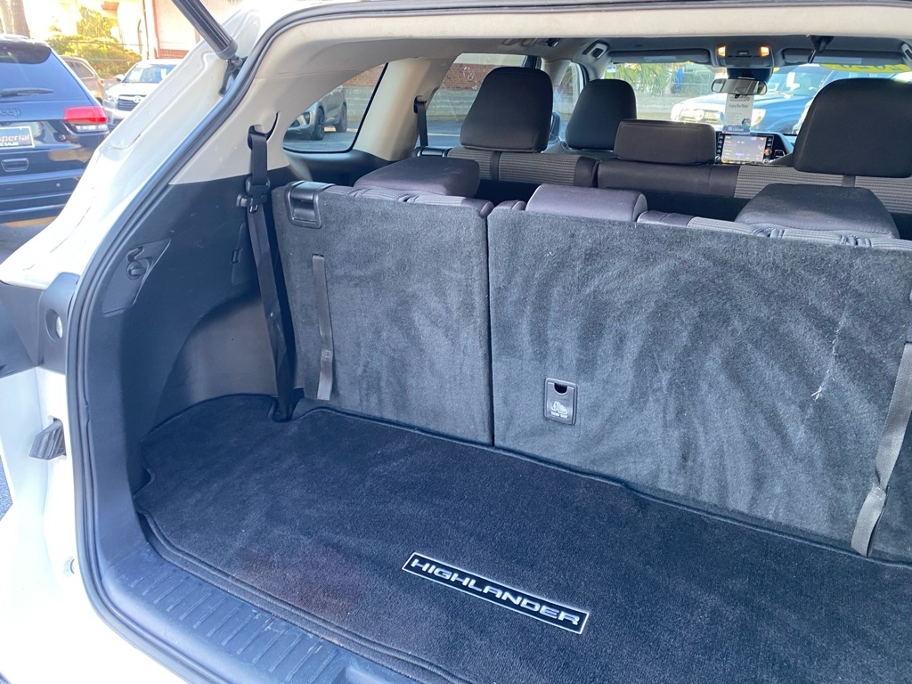 Toyota Highlander LE 2020