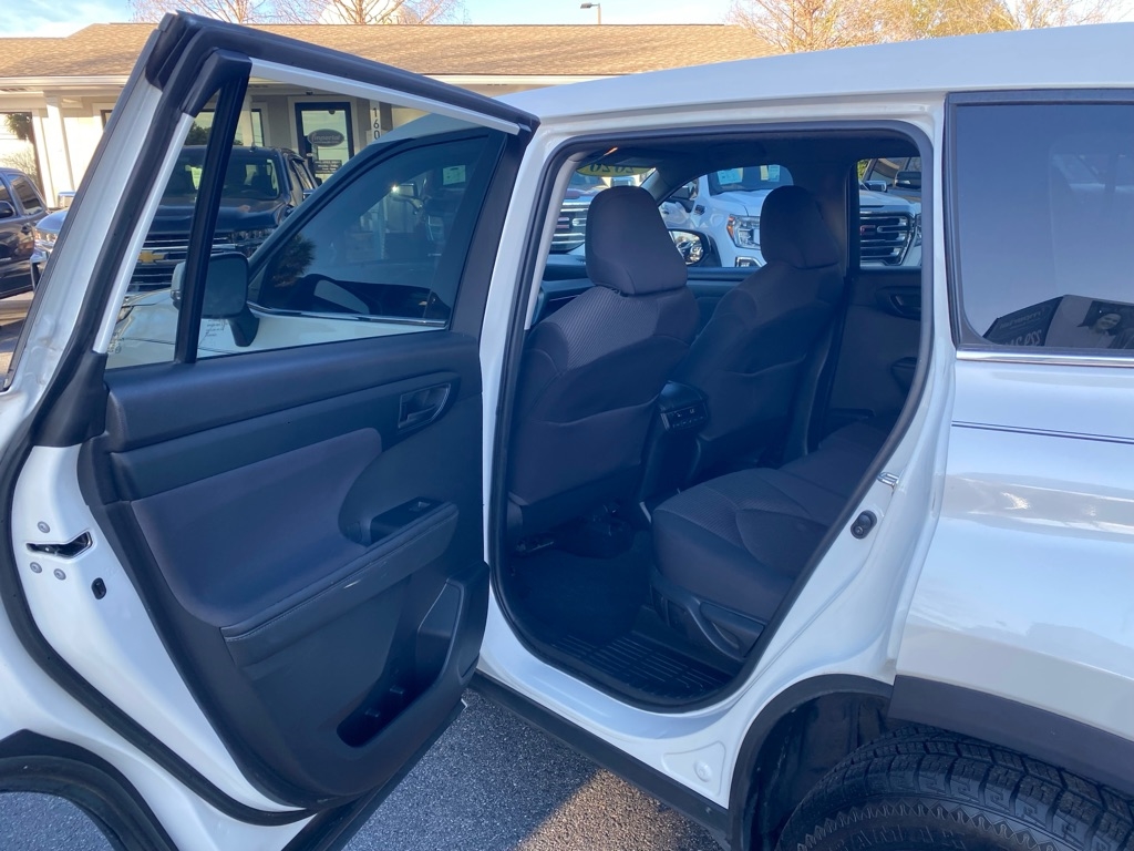 Toyota Highlander LE 2020