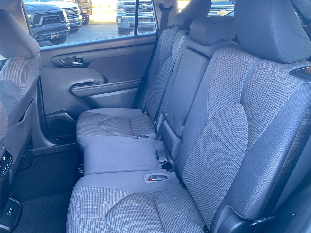 Toyota Highlander LE 2020