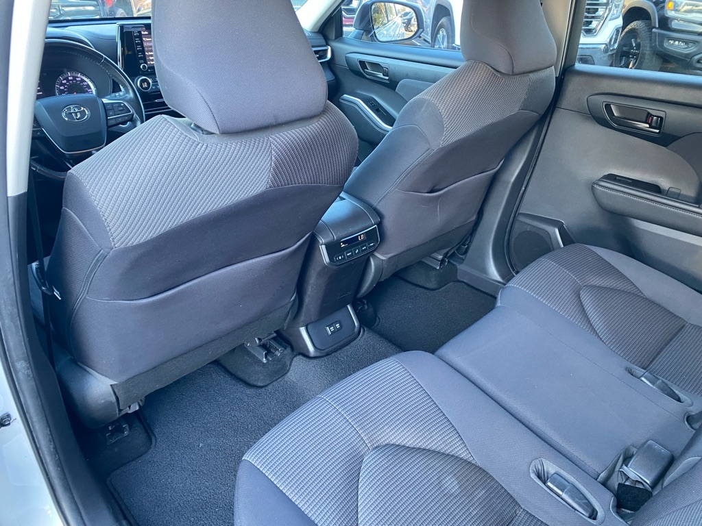 Toyota Highlander LE 2020